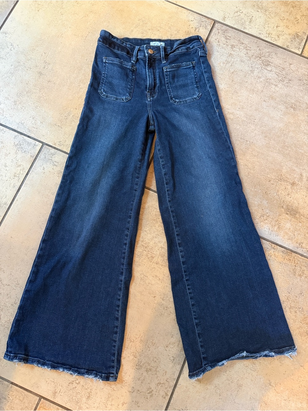 Good American High-Rise Dark Blue Wide-Leg Palazzo Jeans w/ Frayed Hem. Size 27
